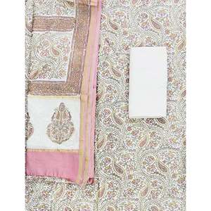 Traje Festivo Maheswari de Satén Elegante Sin Coser para Mayor Comodidad y Estilo - Product Image 1