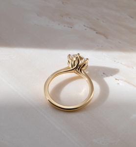Anillo de compromiso de moissanita de corte redondo de 10mm | Anillo clásico de oro o plata solitario de 6 puntas | Aniversario de bodas Joyería fina OEM - Product Image 2