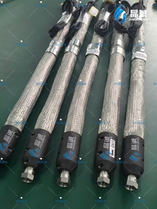 Tuyau chauffant électrique industriel spécial, diamètre personnalisé, <span class=keywords><strong>tube</strong></span> chauffant en PTFE pour le transfert d'huile, de résine et de colle - Product Image 4