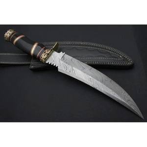 Cuchillo Bowie de caza de acero de Damasco hecho a mano personalizado con mango de cuerno de agarre cómodo compatible con OEM - Product Image 4