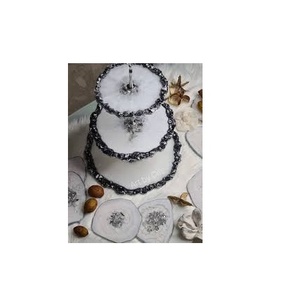 Stand à gâteau en résine et ustensiles de cuisine et restaurants et forme personnalisée à 3 niveaux pour taille personnalisée prix bon marché - Product Image 5