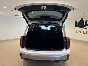 รถเทลลูไรด์ S AWD ปี 2024 มือสอง พวงมาลัยซ้าย ภายในสีเข้ม เบาะหนัง ยาง R18 - Product Image 4