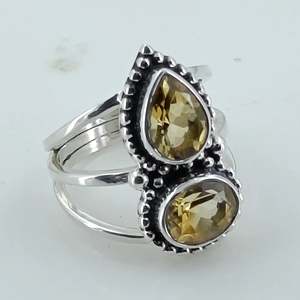 Anillo Boho Hecho a Mano en Plata de Ley 925 con Citrino de Doble Engaste y Corte de Pera, Regalo Perfecto de Piedra de Nacimiento de Noviembre para Ella en su Cumpleaños - Product Image 1
