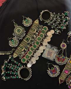 Ensemble de bijoux élégant en acier inoxydable pour femmes afghanes avec cristaux et strass, style islamique pour les tenues de mariage et les occasions festives - Product Image 3