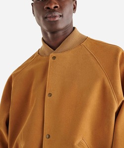 Chaqueta bomber acolchada de lona informal de invierno con capucha cómoda personalizada para hombre con cremallera frontal y servicio OEM - Product Image 4