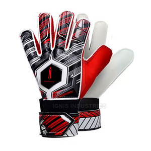 Guantes de portero Ultra Grip con orificios de ventilación y doble muñequera para mayor estabilidad - Product Image 1