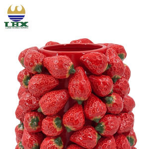 Bán Buôn Dâu Tây Bình Gốm Đỏ Tráng Men 3D Trái Cây Thiết Kế Bàn Chậu Hoa Cho Nhà Phòng Khách Và Ăn Uống Trang Trí Nội Thất - Product Image 2