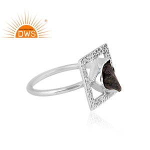 แหวนอัญมณีอัญมณีแบบหยาบจากธรรมชาติทำจากเงินบริสุทธิ์925ออกซิไดซ์แบบออกแบบได้ตามต้องการ - Product Image 3