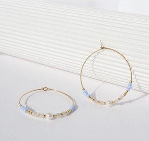 ต่างหูคุณภาพสูง ดีไซน์หรูหรา ประดับด้วยลูกปัดแก้วมิยูกิจากญี่ปุ่น - Product Image 1