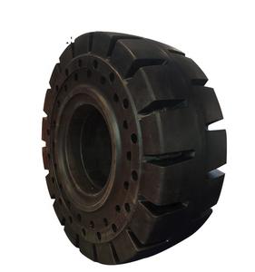 Pneu radial solide 235/55ZR17 pour chargeuse sur pneus - Nouveau pour remplacement/réparation - Product Image 2