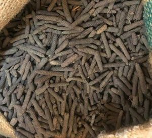 Poivre long Piper Longum de qualité supérieure cru séché pour les problèmes gastro-intestinaux directement du fournisseur indien - Product Image 3