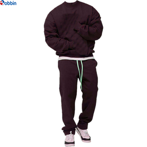 Conjunto Deportivo de Dos Piezas con Cuello Redondo y Logotipo Personalizado para Hombre, Chándal de Invierno para Uso Casual con Estampado Técnico - Product Image 1