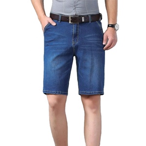 Pantalones cortos vaqueros vintage para hombre, estilo urbano, con borde deshilachado, alta calidad, con tallas y colores personalizados. - Product Image 3