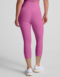 Mallas Capri de cintura alta para mujer, pantalones de Yoga suaves y mantecosos con cintura esculpida, ideal para gimnasio, correr, Fitness - Product Image 3