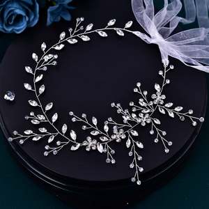 Bridella BHP65 Bandeau de mariée bleu royal avec strass pour mariage - Ajustement confortable - Product Image 1