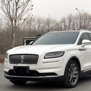 Navigator L 2021 d'occasion en excellent état avec volant à gauche et sièges en cuir - Product Image 1