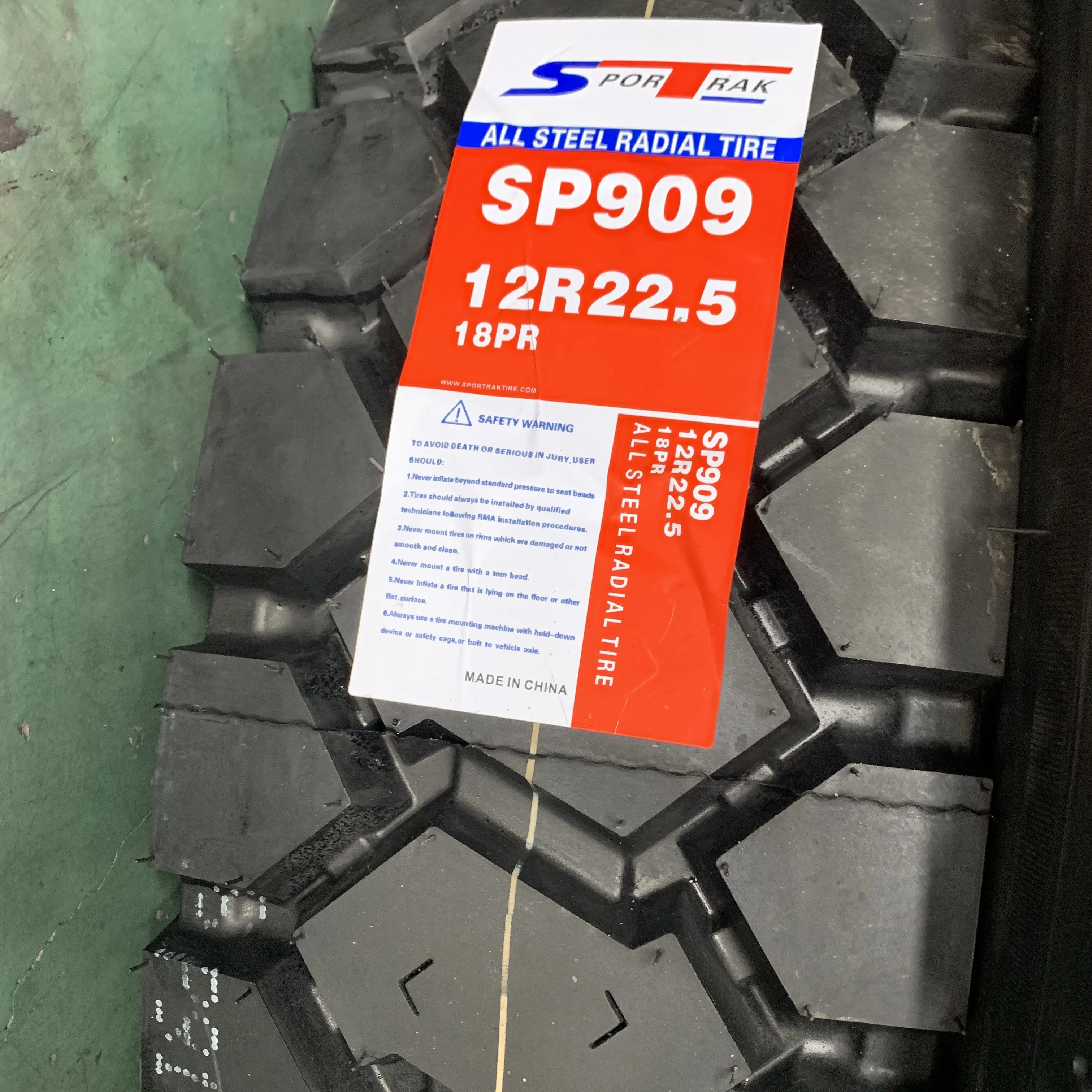 75r22/5ชิงเต่า315โคลน/80r22 5อะไหล่รถบรรทุก12r22.5ขายส่งล้อยางกึ่งรถบรรทุก