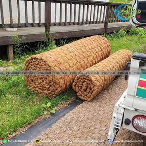 Tapis en fibre de coco naturelle douce / Tapis en fibre de palmier pour une marche confortable et un style organique ajouté aux espaces extérieurs et semi-extérieurs - Product Image 3