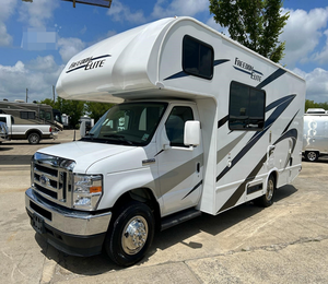 EN PROMOTION : T-H-O-R M-O-T-O-R F-R-E-E-D-O-M ELITE 22HE d'occasion 2024, haute performance, 36 pieds de long, charge utile de 2000 kg, couleur foncée, à vendre - Product Image 1