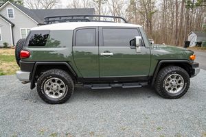 Toyota FJ Cruiser 2013 en Buen Estado - Product Image 3