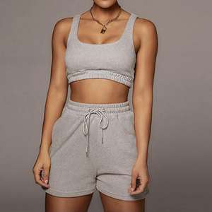 Vente en gros de shorts 100% coton solides et décontractés ensemble de vêtements de sport pour femmes crop top deux pièces et short à cordon - Product Image 3
