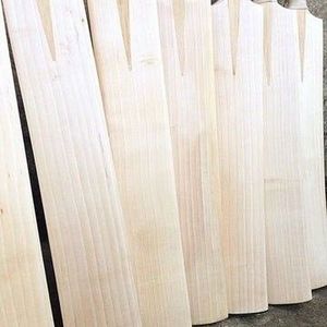 Profesional Knock English Willow Hardball Bat Los mejores materiales Equipo deportivo para Cricket Hard Ball Bat - Product Image 1