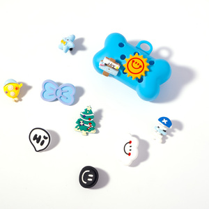 Dispensador de Bolsas para Excremento de Perro con Forma de Hueso, de Silicona, con Dijes Personalizados, Accesorio Decorativo, Contenedor Portátil para Bolsas de Desechos de Mascotas - Product Image 2