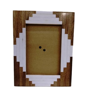 Marcos de fotos de madera vintage con cuerno para decoración de pared en uso doméstico cuerno cortado a mano y decoración de marco de fotos MDF - Product Image 2
