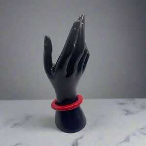 Nueva llegada de pulsera de resina de tubo curvo de alto pulido de moda colorida resina acrílica Lucite con cuentas brazalete elástico para mujer - Product Image 4