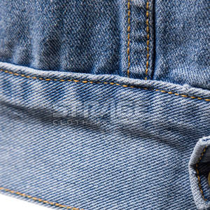 Chaqueta de Mezclilla de Invierno para Hombre con Costuras Duraderas y Diseño Equilibrado, Logotipo Frontal en Tela de Lona, Características Ecológicas y Transpirables - Product Image 6