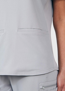 Top de corte moderno con cuello en V para mujer Top de manga con muesca y cuello de 3 bolsillos Papaya brillante - Product Image 5