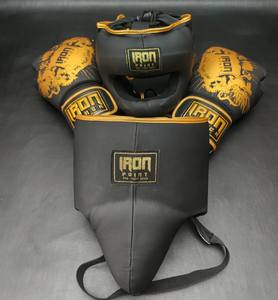 IRON POINT INDUSTRIES ถุงมือชกมวยไทยสีดำแบบปรับแต่งได้ หนังวัวแท้ ระบายอากาศได้ดี ป้องกันความชื้น จับกระชับมือ - Product Image 1