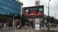Écran LED couleur grand format extérieur 10 mm de pas de pixel pour publicité vidéo, affichage numérique d'ascenseur avec CMS SMD personnalisé