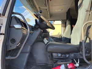 Good Quality USED 2012 VOL VO FM <b>GARBAGE</b> <b>TRUCK</b> 493000KM 4x2 6X2,EURO 5 DIESEL 339HP AUTOMATIC TRANSMISSION - Product Image 4