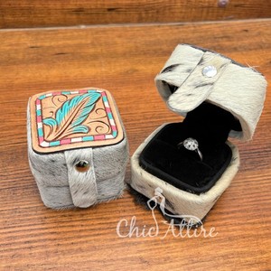 Vente de boîtes à bijoux pour femmes et filles organisateur de bijoux en cuir de vachette outillé à la main et mallette de rangement portable pour bagues. - Product Image 1