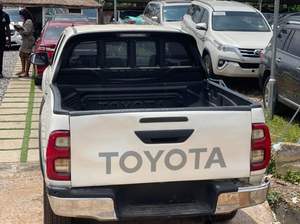 Toyota Hilux d'occasion abordable 2020 - Product Image 6