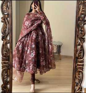 Nuevo Vestido de Fiesta de Georgette Sintética con Estampado Digital y Costuras, Colección Lista para Usar, Vestido Tradicional - Product Image 5