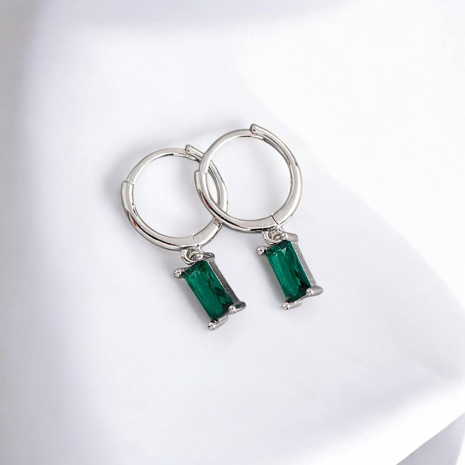 มรกตควอตซ์