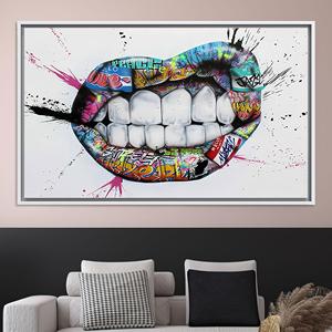Impresión en Lienzo de Labios con Graffiti: Decoración Vibrante de Arte Pop Urbano, Lienzo con Marco Blanco - Product Image 1