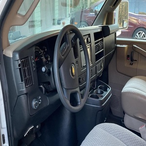 Muy Solicitado Autobús Turístico C-h-e-v-r-o-l-e-t Express 3500 Thor Motor Coach Daybreak 22GO de 2019 - Product Image 4
