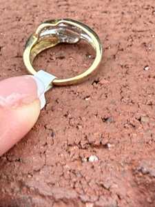 แหวนเพชรทรงกลมเจียระไนแบบบริลเลียนท์ วงกว้าง ทองคำ 10k สีเหลือง ดีไซน์หรูหรา งานฝีมือชั้นดี สำหรับงานแต่งงาน ขายดี ปี 2026 รับผลิตแบบ OEM - Product Image 2