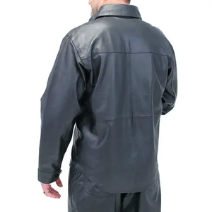 Camisa informal de manga corta para hombre, bolsillos dobles en el pecho, cremallera, hombro caído, diseño de piel sintética, transpirable, estilo moderno para otoño - Product Image 2