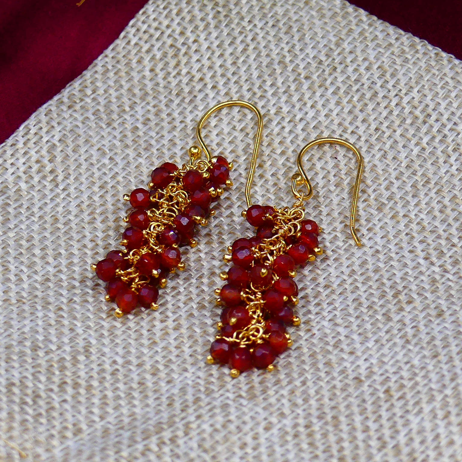 สีเหลือง