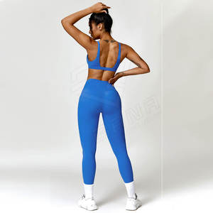 Conjunto de yoga para mujer de talla grande al por mayor, ropa deportiva profesional, Top y mallas personalizados, ropa deportiva transpirable ecológica de 2 piezas - Product Image 2
