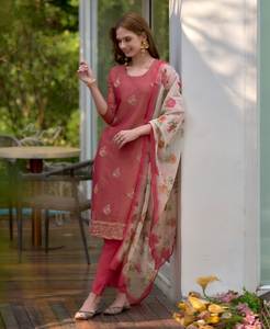 กางเกงผ้าไหมเนื้อบางสำหรับใส่ในงานปาร์ตี้สีน้ำตาลพีชอย่างสวยงาม - Product Image 4