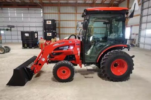 Chargeur de tracteur de roue de Massey Ferguson GC2400 4x4 50/60hp moteur 4WD utilisé pompe multifonctionnelle de chargeur frontal de fossé creuser - Product Image 2