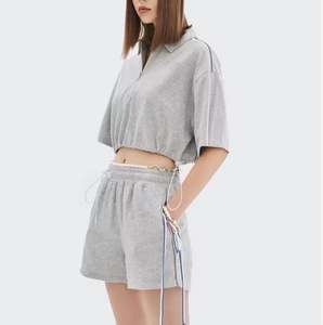 Design décontracté Street Wear femmes gris Fitness Shorts coton éponge épais Baggy Sweat Shorts avec logos - Product Image 2