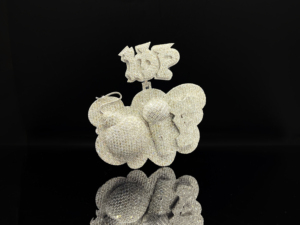 จี้เพชรคุณภาพสูงสำหรับผู้ชาย เครื่องประดับฮิปฮอปสุดหรู ชุบทองอัลลอยด์ รุ่น The Ice Legacy ILHC014 - Product Image 2