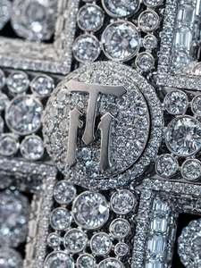 Pendentif croix personnalisé en argent sterling 925 avec halo de moissanite, style hip-hop, bijoux - Product Image 2