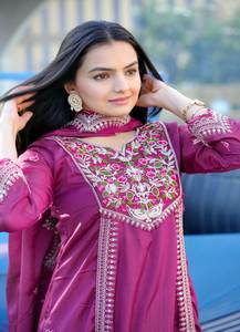 Vestido de fiesta con trabajo bordado de secuencia de codificación - Product Image 3